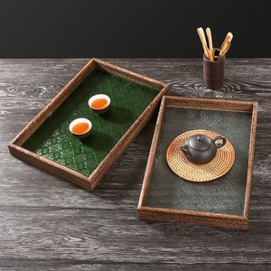 Plateau rectangulaire en bois avec insert en verre, motif floral, style rustique, pour la décoration de la maison et le service du thé - Product Image 2