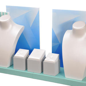 Présentoirs de comptoir haut de gamme pour bijoux : Colliers, bracelets, supports et présentoirs pour comptoirs de bijouterie - Product Image 6