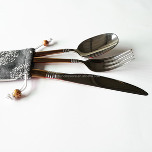 Viajes de <span class=keywords><strong>Camping</strong></span> cubiertos con algodón caso reutilizable de <span class=keywords><strong>la</strong></span> caja de almuerzo de utensilios de viaje portátil juego de plata - Product Image 3