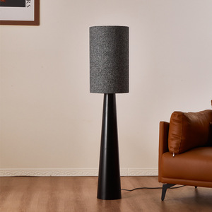 Lámpara de Pie Moderna Minimalista, Luz LED con Pantalla de Tela Negra, Decoración para Sala de Estar, Iluminación de 5-10 Metros - Product Image 2