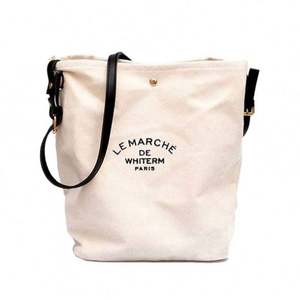 Nouveau design – Sac fourre-tout messager imperméable en toile pour femme avec poignées en cuir, fermeture éclair et doublure en polyester, idéal pour les loisirs et le shopping - Product Image 1