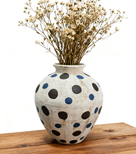 Surface rugueuse crème poterie wabi sabi vase ensemble ancien vase en céramique grec vase à pois noirs - Product Image 1