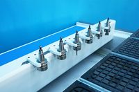 Routeur CNC Blue Elephant 1325 ATC avec tête laser et moteur servo pour la gravure sur bois, la fabrication d'enseignes en acrylique et la publicité