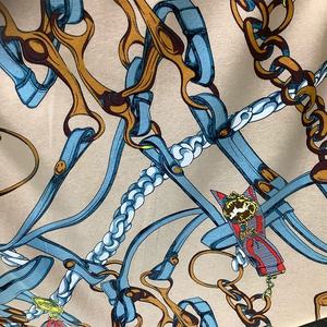 아프리카 핫 세일 빈티지 체인 프린트 레오파드 실크 새틴 원단 폴리에스터 스판덱스 동물 프린트 새틴 원단 드레스용 - Product Image 2