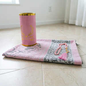 Ensemble de tapis de prière en chenille prêt pour le <span class=keywords><strong>voyage</strong></span>, <span class=keywords><strong>l</strong></span>éger, Janamaz dans un étui de transport cylindrique avec tasbih, tapis de prière portable pour le <span class=keywords><strong>voyage</strong></span> - Product Image 5