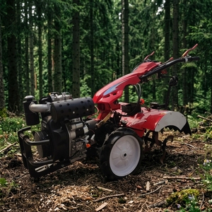 Motoculteur à deux roues pour l'agriculture, le déchaumage des vergers, le creusement de fossés et le désherbage - Product Image 1