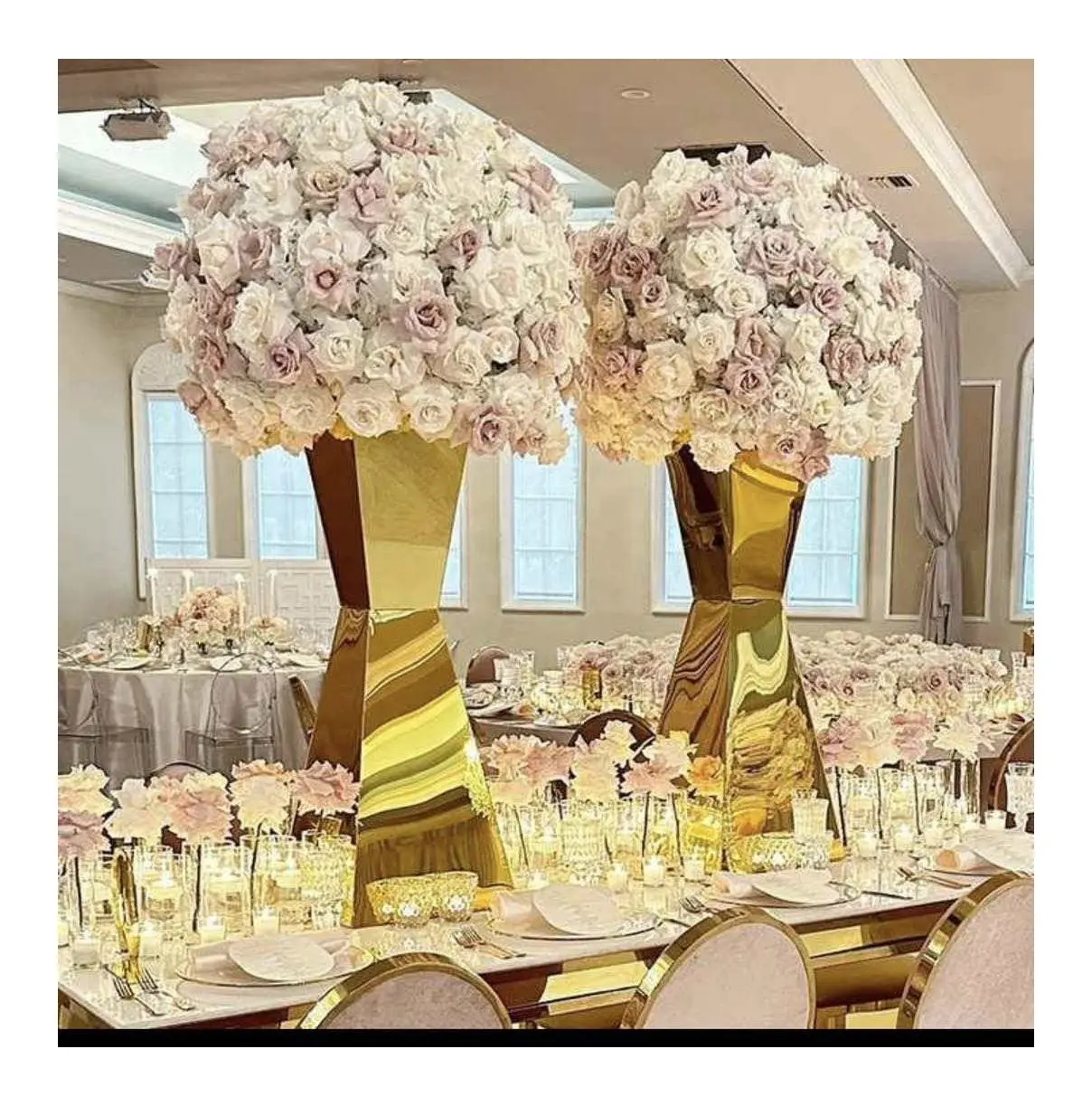 Nuovo tavolo da Dessert in acciaio inossidabile oggetti di scena per matrimonio decorazione Hotel alto fiore in metallo dorato centro per matrimonio