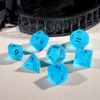 Nouvel ensemble de jeu de rôle RPG Dungeons and Dragons personnalisable, 7 dés polyédriques mats en verre bleu avec logo personnalisé