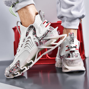 Scarpe da corsa antiscivolo personalizzate da uomo alla moda in gomma per uso autunnale e invernale - Product Image 2