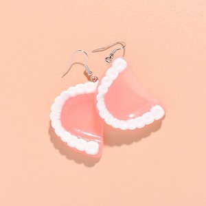 Boucles d'oreilles pendantes HLC <span class=keywords><strong>en</strong></span> résine, thème Halloween, créatives 3D, dents effrayantes, faux dents exagérées, bijoux fantaisie - Product Image 3