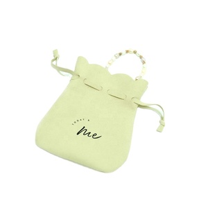 Bolsa de Joyería de Microfibra Beige con Cordón y Diseño y Logotipo Personalizados - Product Image 5
