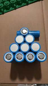 SAM 2025 大容量5000mAh 3.65V 50S CC5103F401 INR 21700 円筒形固体リチウムコバルト酸化物（LiCoO2）カソード 1000サイクル 70g バッテリー - Product Image 4