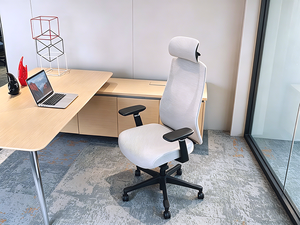 Chaise de bureau exécutive haut de gamme neuve en maille pivotante confortable, chaise de travail ergonomique rembourrée inclinable pour directeur et conférence - Product Image 5