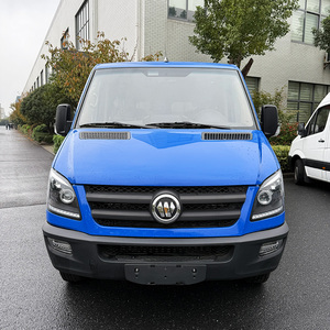 Autobús ligero de 5,2 metros con 12 asientos, estándar de emisión Euro 5, para viajes urbanos y recorridos en grupo - Product Image 2