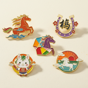 パーソナライズされたラペルバッジカスタム金属エナメル磁気旗チンセス新年馬安全ブローチピン - Product Image 2