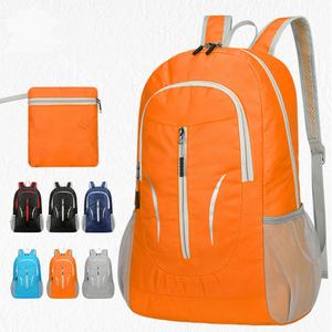 Sac à dos pliable en polyester imperméable personnalisé pour l'extérieur, fabriqué en usine ISO BSCI, avec logo personnalisé, sacs à dos de sport - Product Image 3