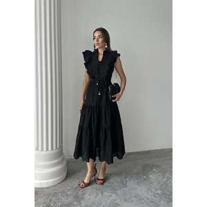 เดรสทรงเอไลน์สีดำแต่งระบาย เอวธรรมชาติ ผ้าทอระบายอากาศ สไตล์ลำลองใส่ได้ทุกวัน - Product Image 5