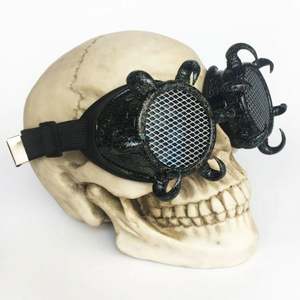 Gafas de Sol de Moda con Montura Curva Estilo Punk, Gafas Góticas Steampunk, Novedad de Fábrica 2019 - Product Image 1