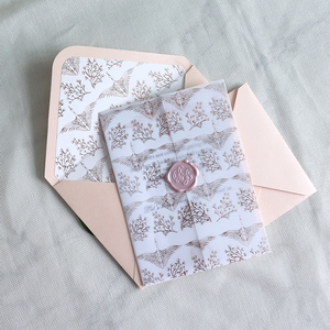 De lujo de oro translúcido vitela papel de regalo de papel de hoja de oro letras tarjeta de invitación de boda con sobre y sello de cera - Product Image 5