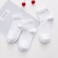Chaussettes blanches pour étudiants, vente en gros d'usine, chaussettes pour enfants personnalisées