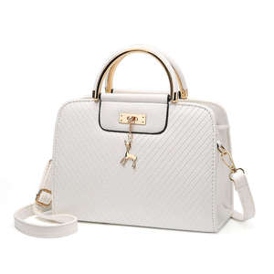<span class=keywords><strong>Sac</strong></span> à Main de Luxe Personnalisé en Cuir PU 2023, Design <span class=keywords><strong>Sac</strong></span> Fourre-Tout à Bandoulière pour Femmes, <span class=keywords><strong>Sac</strong></span> d'Épaule à Chaîne - Product Image 3