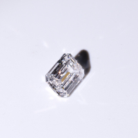 Ongecertificeerde 5 karaats smaragd EX-slijpvorm EFG kleur VS-helderheid gepolijste diamant