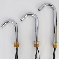Vente en gros Robinets d'eau automatiques sans contact froids au design moderne noir Robinet de cuisine à capteur intelligent avec capteur