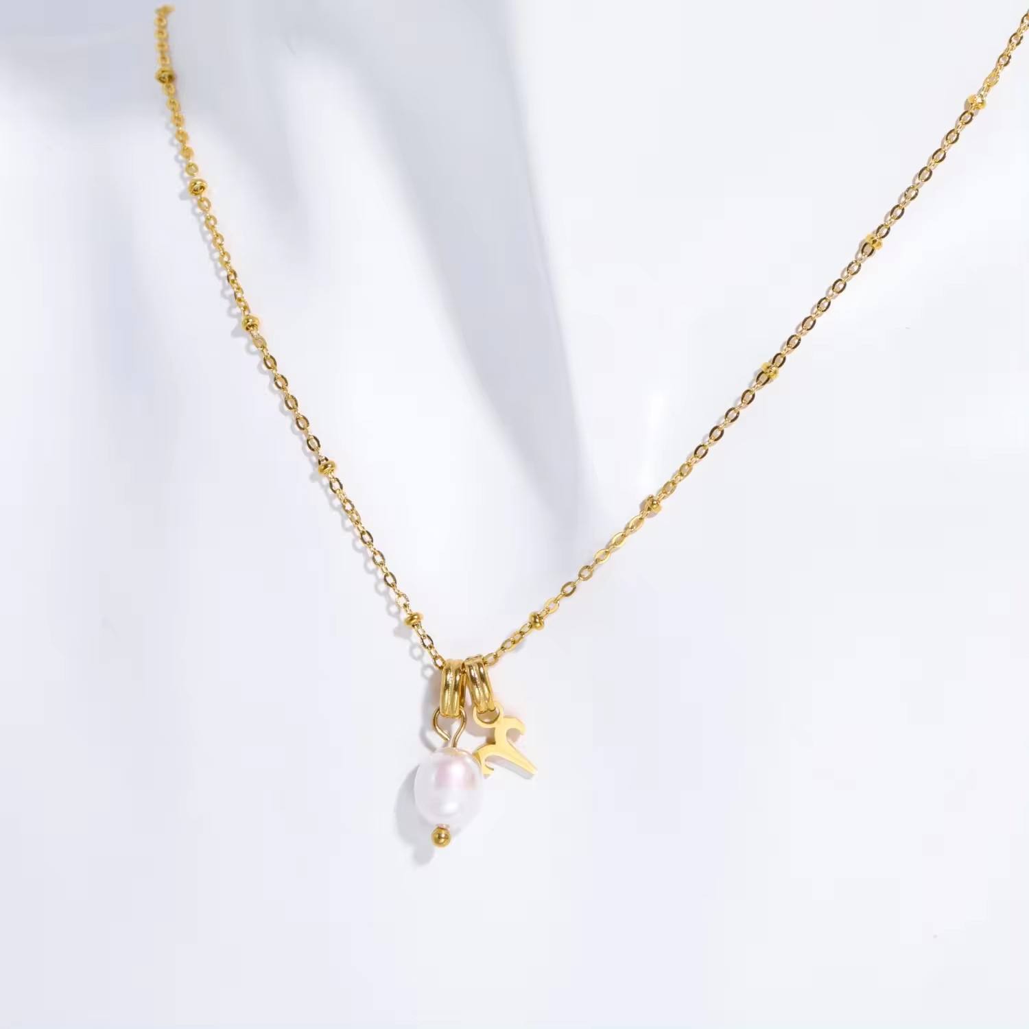 สร้อยคอราศีเมษ