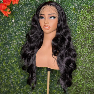 วิกผมแท้สีดำธรรมชาติแบบลอนคลื่น HD Lace Front Wig ผมนุ่มลอนเต็ม  พร้อมผมไลน์ที่ถอนมาแล้ว สำหรับการสั่งซื้อจำนวนมาก - Product Image 1