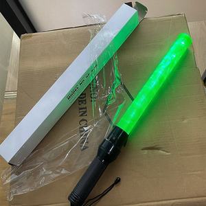 交通警告懐中電灯バトン54cmレッドグリーンPVC ABS LED安全ワッド - Product Image 2