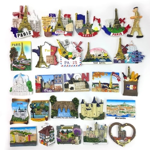 Aimants de réfrigérateur magnétiques en résine naturelle, peints à la main, motifs sculptés, figurines artistiques, vente en gros, pour Noël et la fête <span class=keywords><strong>des</strong></span> pères - Product Image 1