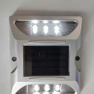 Productos de Señalización Vial con Reflectores LED de Aluminio de Alta Calidad, 12 Años de Experiencia de Fábrica, con Muestra Gratuita - Product Image 5