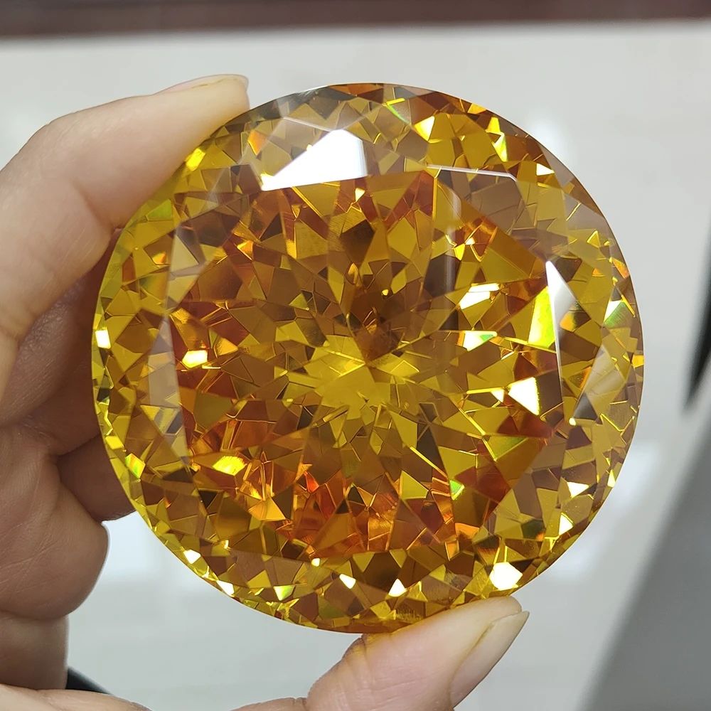 สีเหลือง