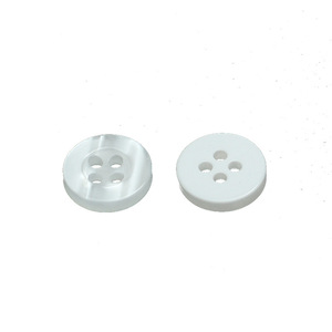 Factory Direct Sale Wide Edge 4 Hole <strong>White</strong> Button Coat Sweater <strong>Shirt</strong> Circular Resin Buttons - Product Image 1