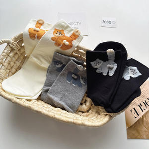 Meias de Algodão Divertidas para Mulheres com Design de Gato em <span class=keywords><strong>Cartoon</strong></span>, Acima do Joelho, Tendência de Outono e Inverno Zhuji - Product Image 3
