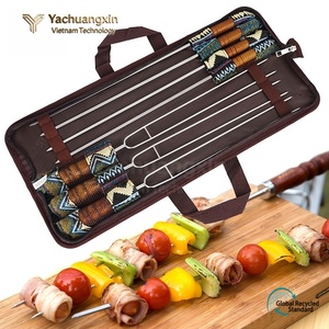 Ensemble de brochettes pour barbecue de camping en plein air, en acier inoxydable avec poignées en bois, étui de transport, sac de rangement en nylon - Product Image 3