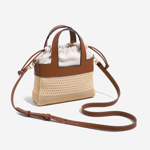 Nouveau Sac Panier Tressé d'Été 2026 pour Femme, Sac à Main Décontracté en Silicone Haut de Gamme avec Cordon de Serrage et Bandoulière en Coton Color-Block - Product Image 3
