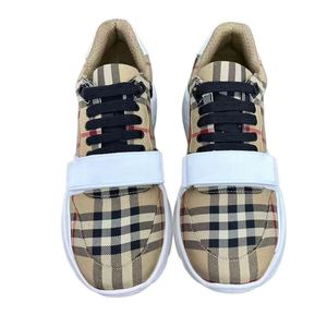 Zapatos de Diseño de Lujo para Caminar - Zapatillas Clásicas de Lona de Alta Calidad - Zapatos Casuales de Suela Gruesa a la Moda - Product Image 1