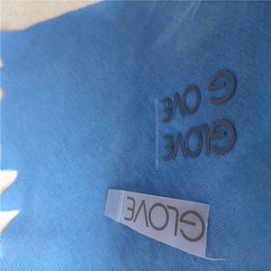Fabricant d'accessoires vestimentaires, impression personnalisée, logo en silicone 3D en relief, étiquette thermocollante pour vêtements de yoga - Product Image 1