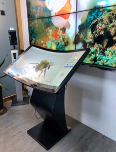 Desain baru nyata penjualan yang baik 32 inci dinding dipasang layar lengkung dengan layar sentuh 4K bisnis Game komputer Monitor - Product Image 3