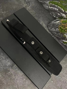 มีดพกพาสแตนเลสลายมังกร รุ่นลิมิเต็ดอิดิชั่น พร้อมปลอกมีดยาง OEM ปรับแต่งได้สำหรับงาน DIY - Product Image 5