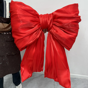 Moños Decorativos Navideños N-446, Moño Gigante de Tela Hecho a Mano con Diseño de Mariposa en Dorado y Rojo para Decoración de Escaparates - Product Image 1