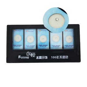 Nouveaux matériaux dentaires, forets dentaires, dentisterie esthétique, strass dentaires, blanchiment des dents, ornements dentaires esthétiques - Product Image 1