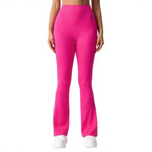 Ensembles 2 Pièces Respirants pour Femmes : Tenue de Sport, Gym, Fitness et Yoga avec Short à Taille Élastique pour Course et Entraînement – Vente en Gros - Product Image 3