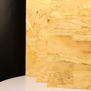 Paneles <span class=keywords><strong>OSB</strong></span> de Alta Calidad Resistentes a la Humedad, 9 mm, 12 mm, 15 mm, 18 mm, Tableros de Madera para Techos, Precio de Fábrica - Product Image 3