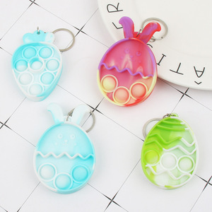 Lapin Carotte Oeuf Silicone Ensemble Pâques Lutte Antiparasitaire Porte-clés - Product Image 1