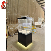 Vitrine de présentation de bijoux de luxe, écologique et durable, en verre trempé, personnalisée, pour bijouterie et horlogerie 3D