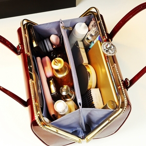 Nuova Borsa a Tracolla di <span class=keywords><strong>Grande</strong></span> Formato in Pelle PU Stile Retrò Vintage di Marca Famosa per Donne, Collezione 2026 - Product Image 6
