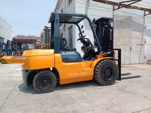 For HELI TCM <b>Used</b> Diesel Engine 5 Ton Japanese Forklift FD30 7FD50 Three Mast Side Shift - Product Image 5