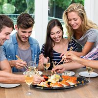 Zwarte Bootvormige Afhaalmaaltijd Fruit Dessert Koekje Sushi Verpakking Sushi Verpakking Doos Wegwerp Broodverpakking